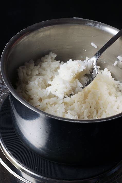 how do you cook rice on a stove top